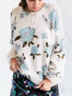 Kimchi Blue Urban Outfitters Floral Sweater M